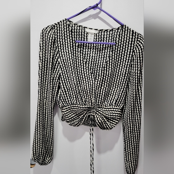 H&M Tops - Blouse